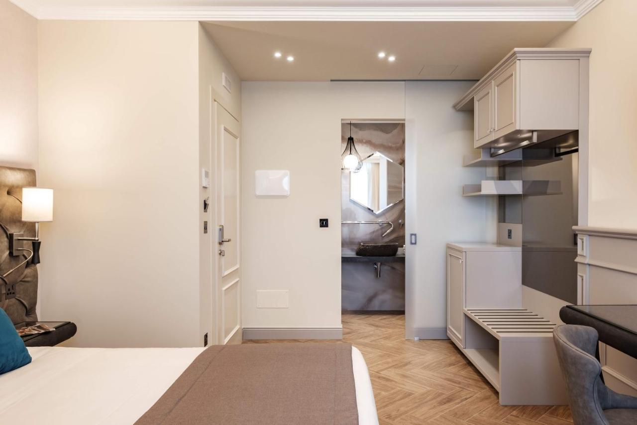 Superior Double or Twin Room City View
