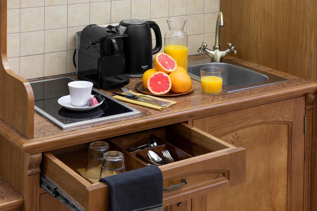 Deluxe Apartment