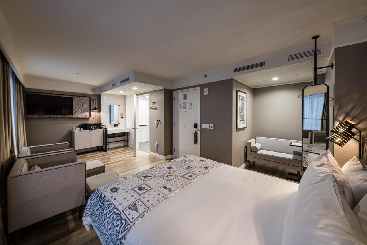 ADA – Junior Suite