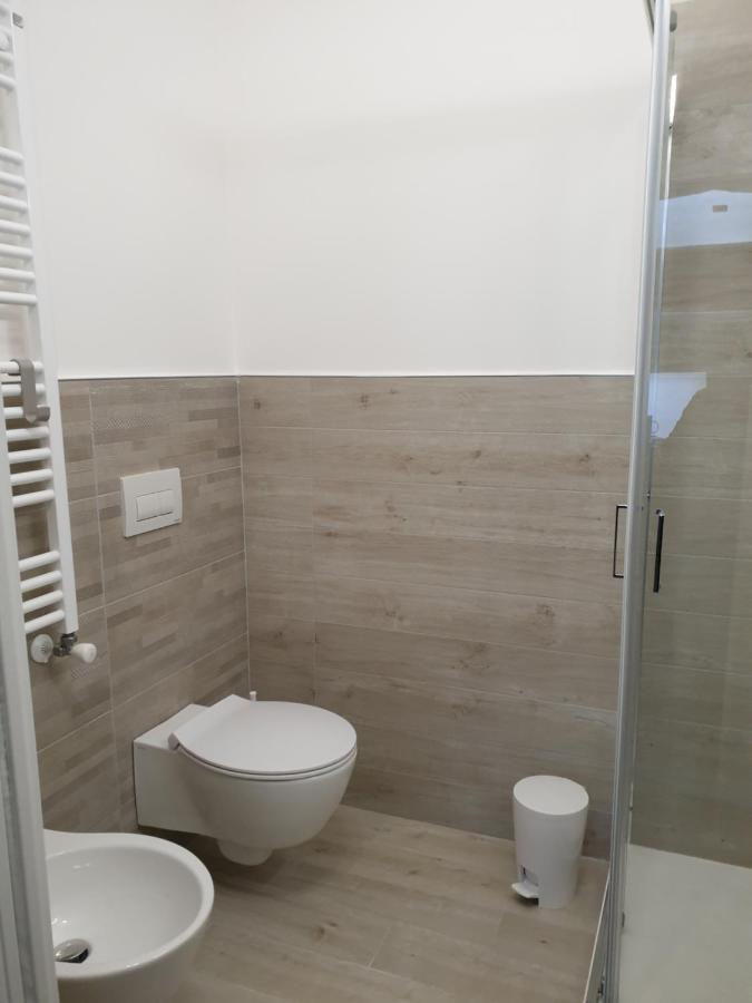 Camera Doppia con Letti Singoli con Bagno