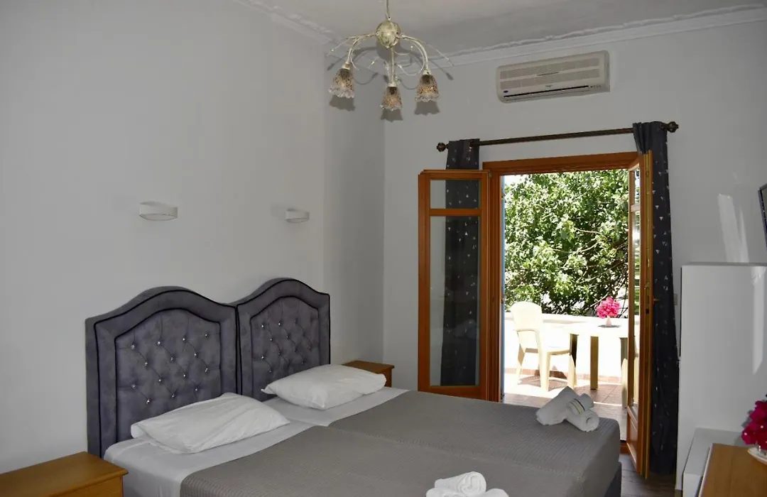 Minoa Hotel-1
