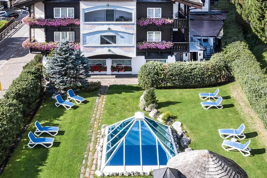 Alpen Hotel Corona-1