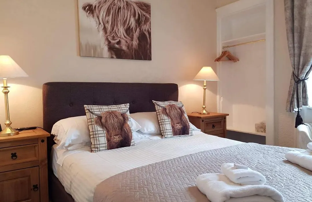 Brig O'Doon Guest House-1