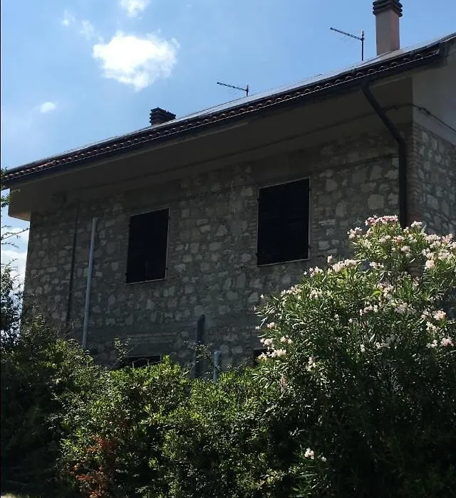 L'Acerba B&B-1