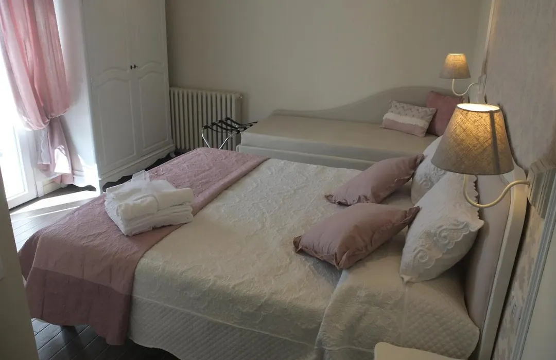 Romantic Home-1