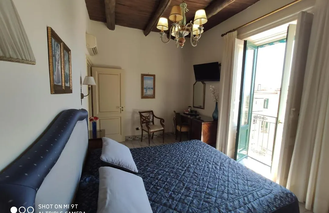 Residenza Del Duca Rooms&Apartments-1