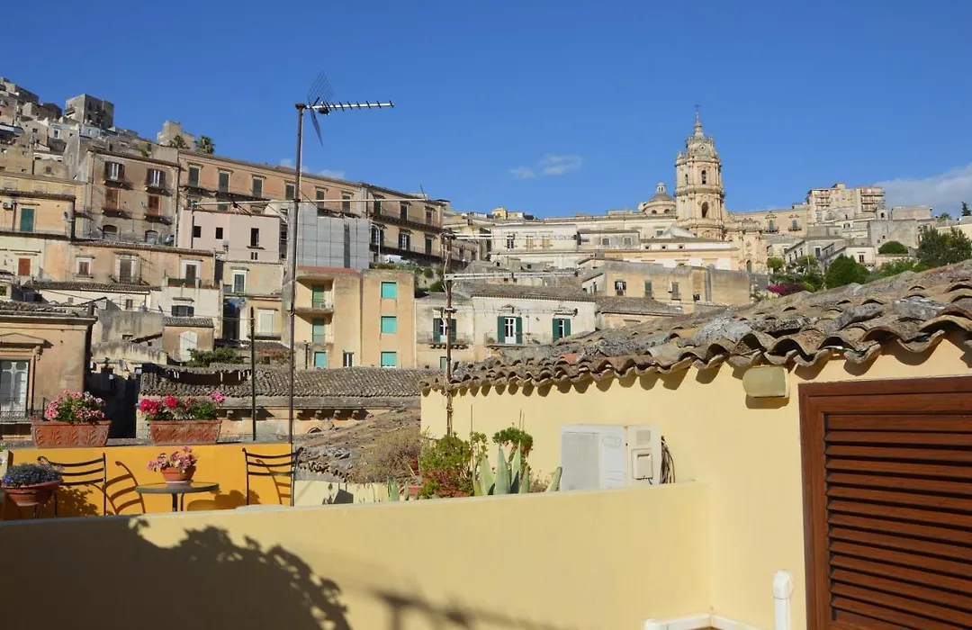 B&B Al cortiletto Modica centro-1