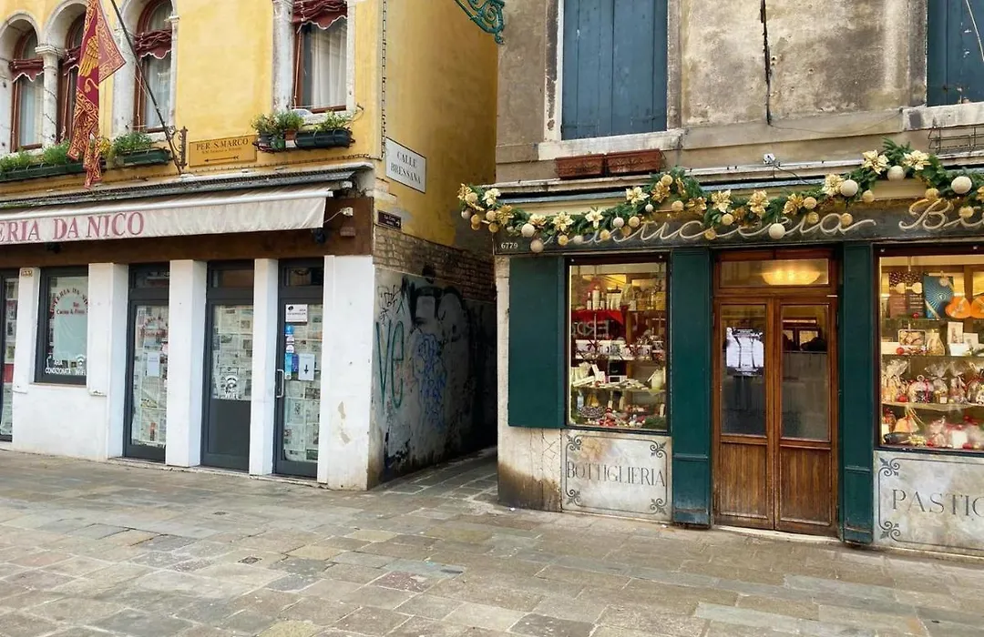 Mirandolina Venice Exclusive Guesthouse-1