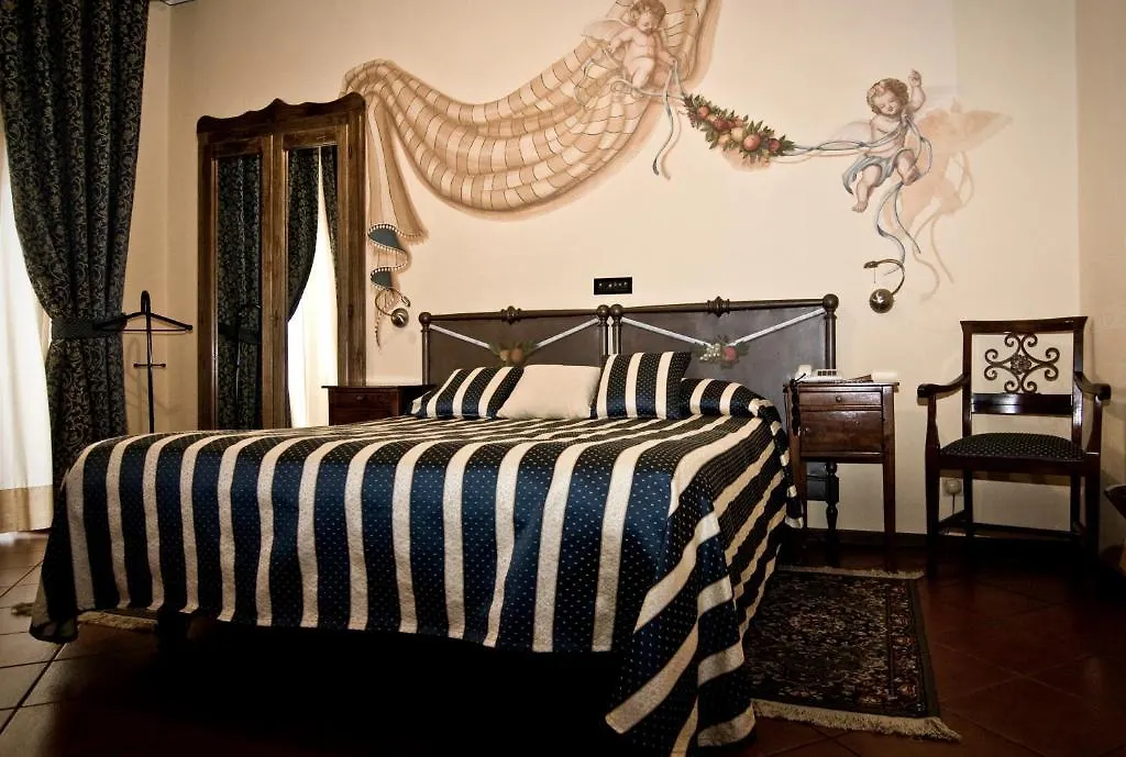 Hotel Regina-1
