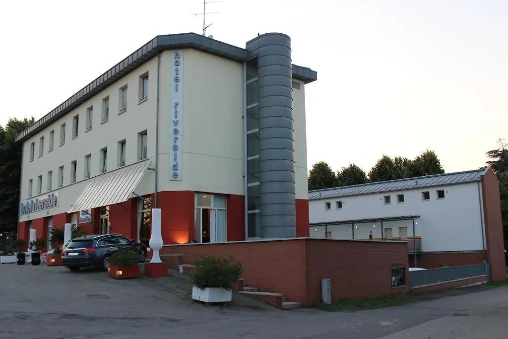 Hotel Riverside-1