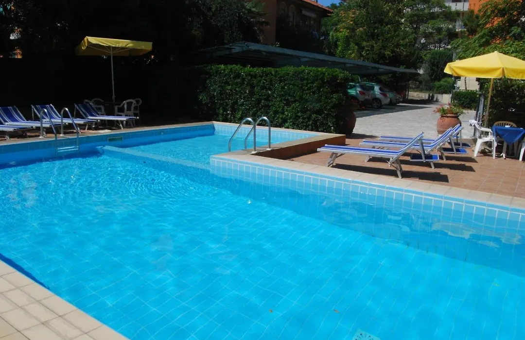 Hotel Caravelle-1