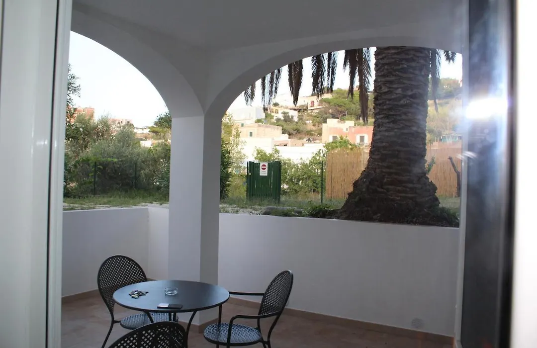 Agenzia Isotur Villa Olimpia-1