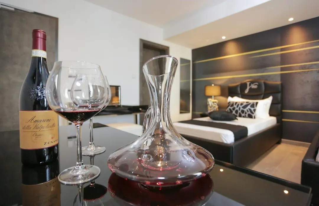 J'Me Boutique Hotel - Adults Only-1