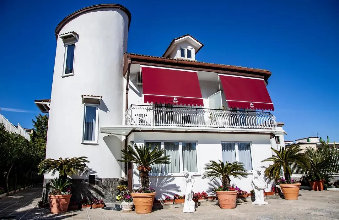 Hotel Ibisco Suites & Relax-1