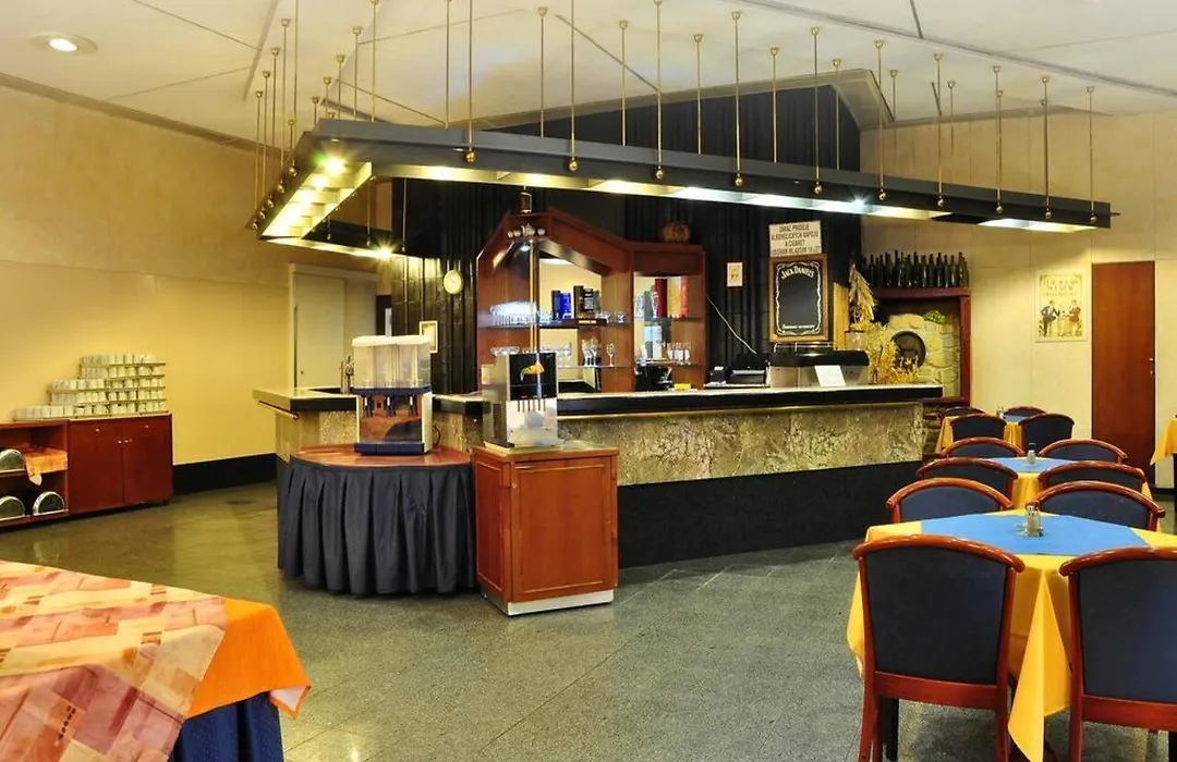 Olympik Congress Hotel-1