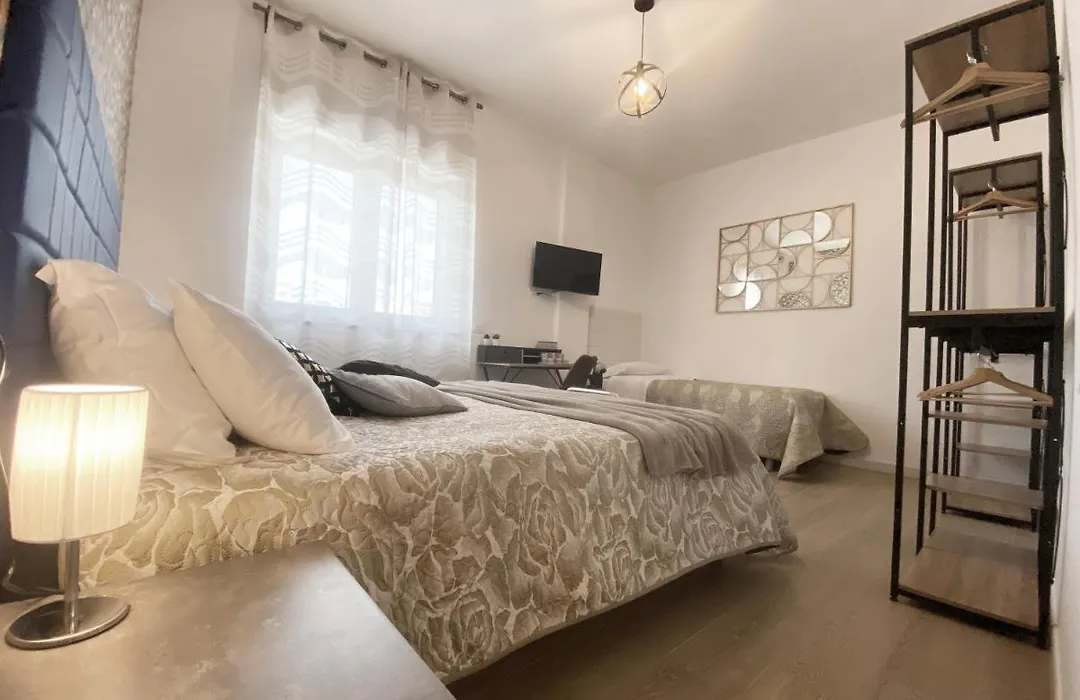 Bari Rooms Carulli Suite-1