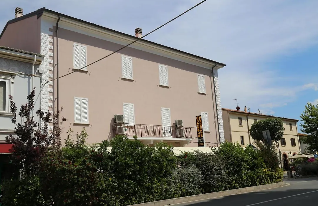 Locanda Roma Sleep & Food-1