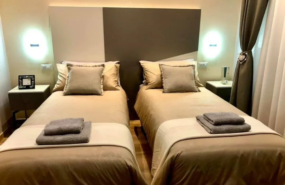 Room Sweet Room 2-1