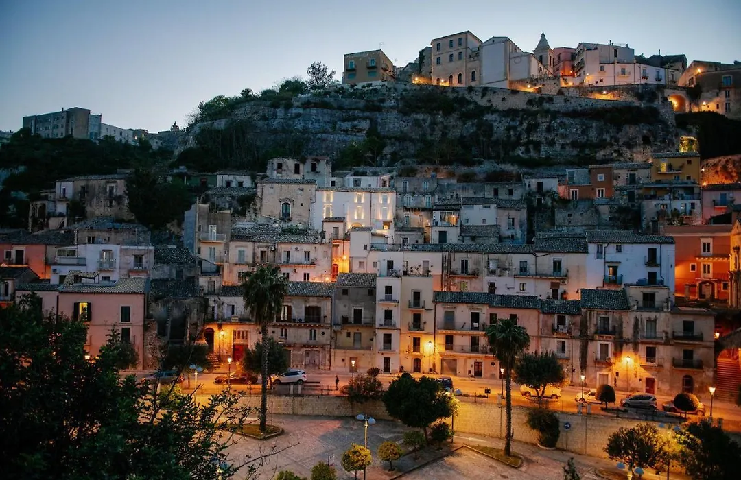 Ibla Rooms-1