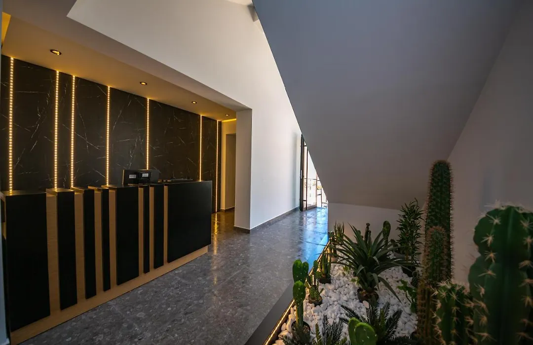 Apart-Hotel Lili2-1