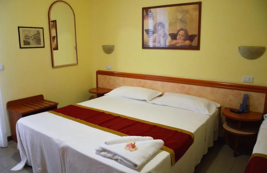 Hotel Carolin-1