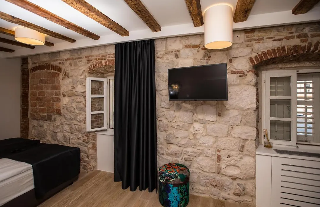 Spalato Luxury Rooms-1
