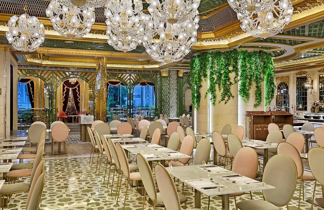 Hotel Alexandra-1