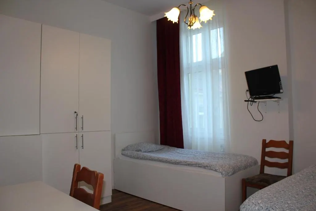 Arnes Hotel Vienna-1
