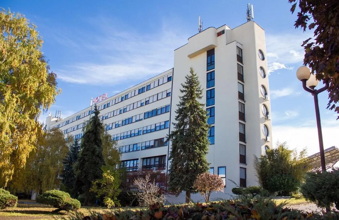 Hotel Novi Zagreb-1