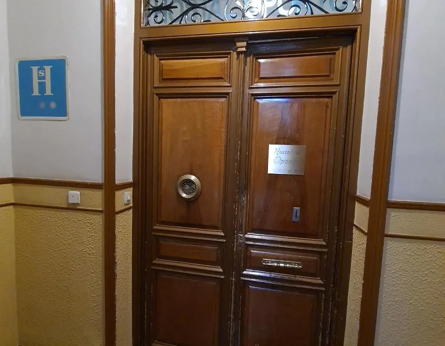Hostal Oporto-1