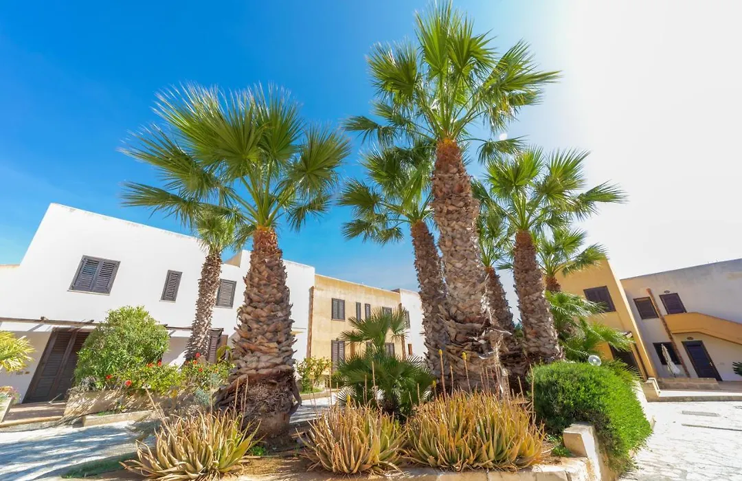 Elimi Favignana Apartments - Residence in città-1