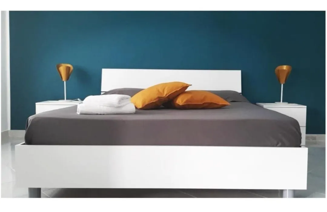 A Due Passi dal Mare B&B-1