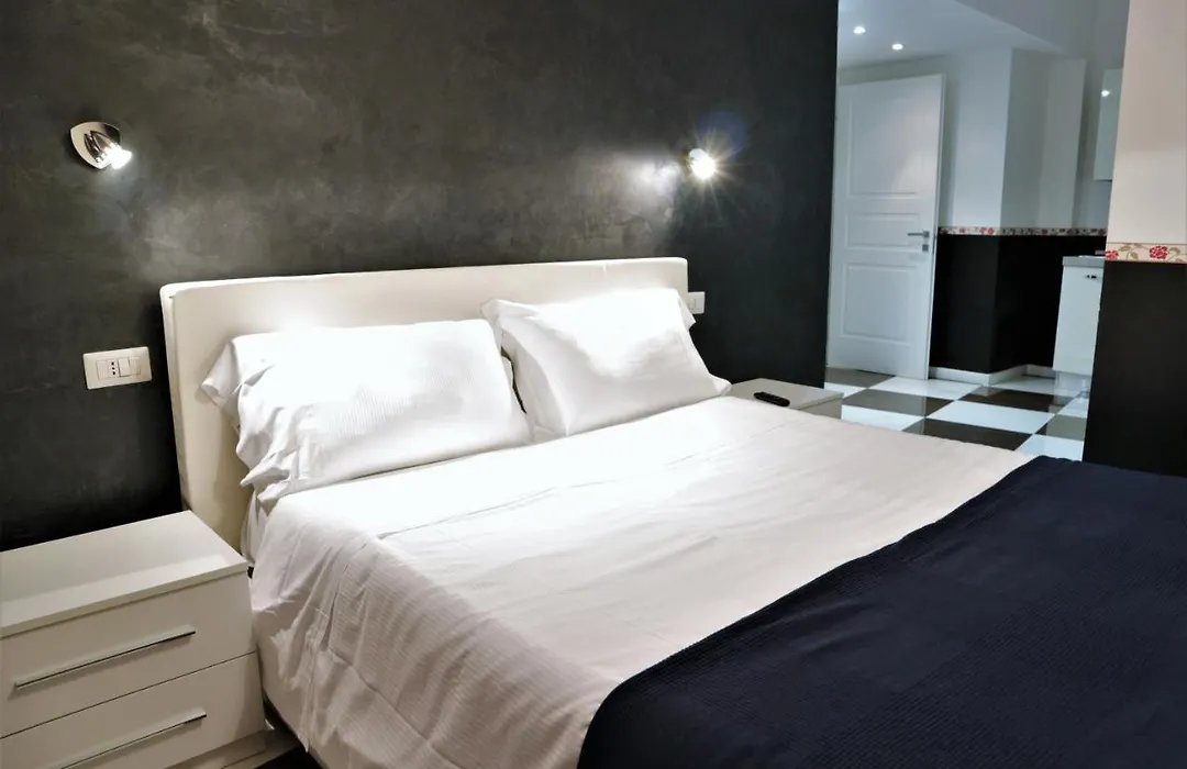 Luxury Vatican Rooms-1