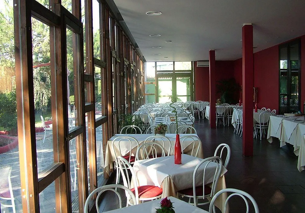 G Hotel-1