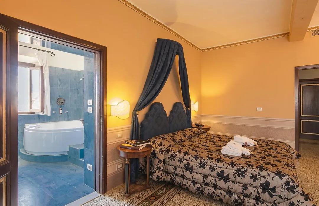I Portici Hotel - Residenza D'Epoca-1
