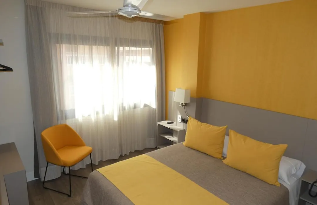 Hotel Zeus-1