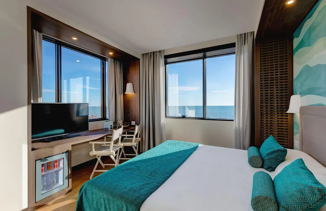 Fly Deco Hotel-1