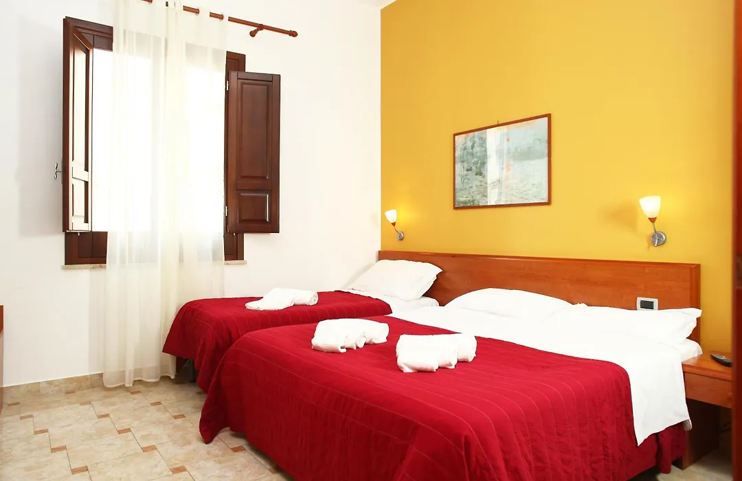 Albergo Maccotta-1