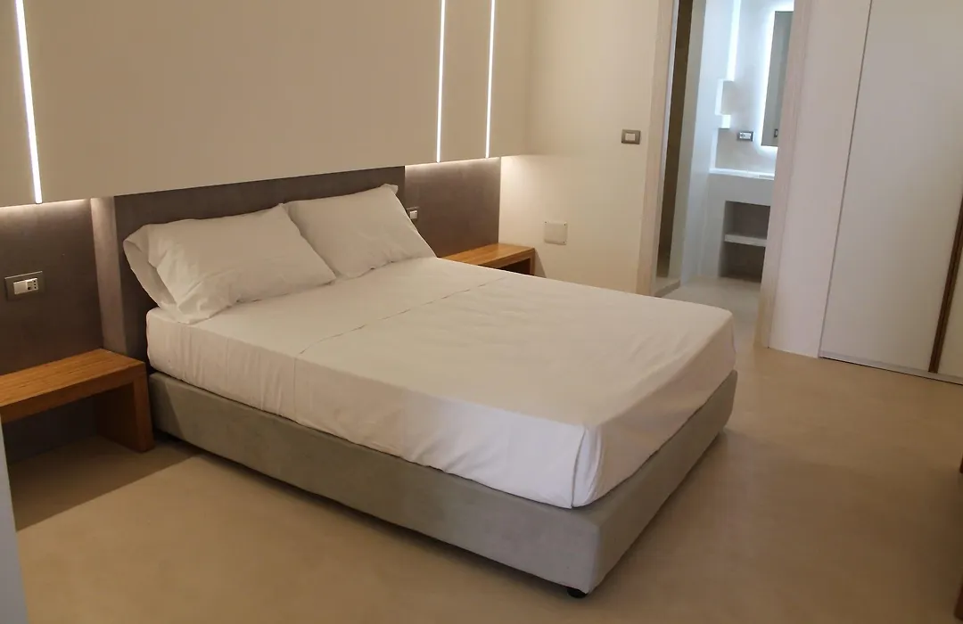 Seven Suite-1