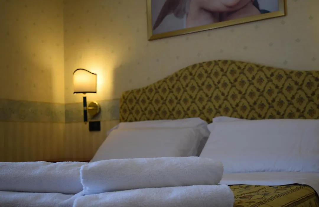 Hotel President Pomezia-1