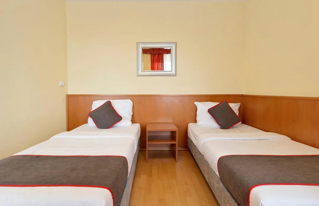 Hotel Bohemia-1