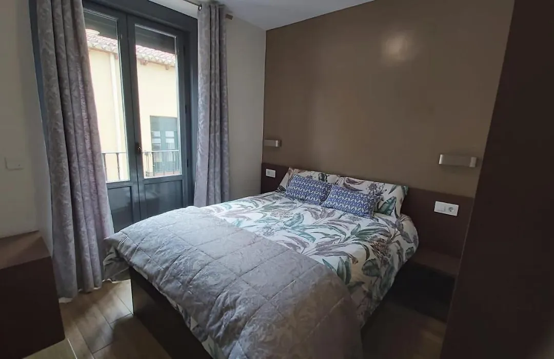 Hostal Corazon De Madrid 1-1