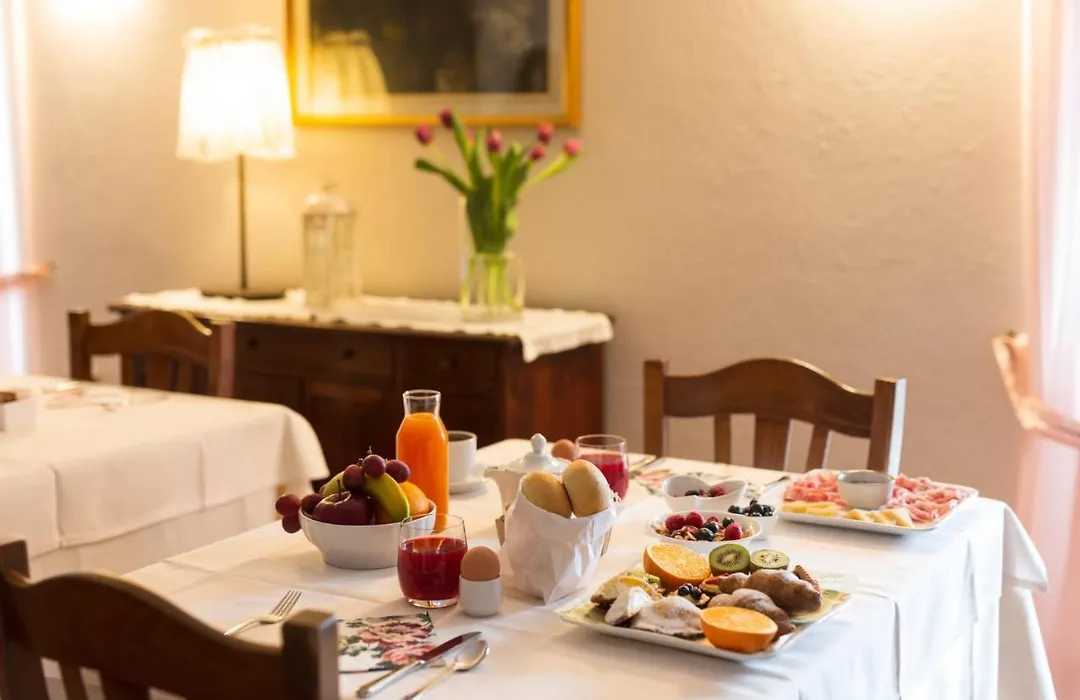 Hotel Locanda Al Pomo d'Oro-1