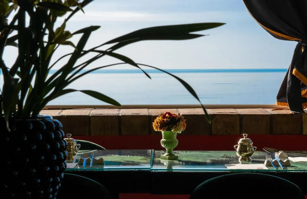 Hotel Villa Carlotta-1