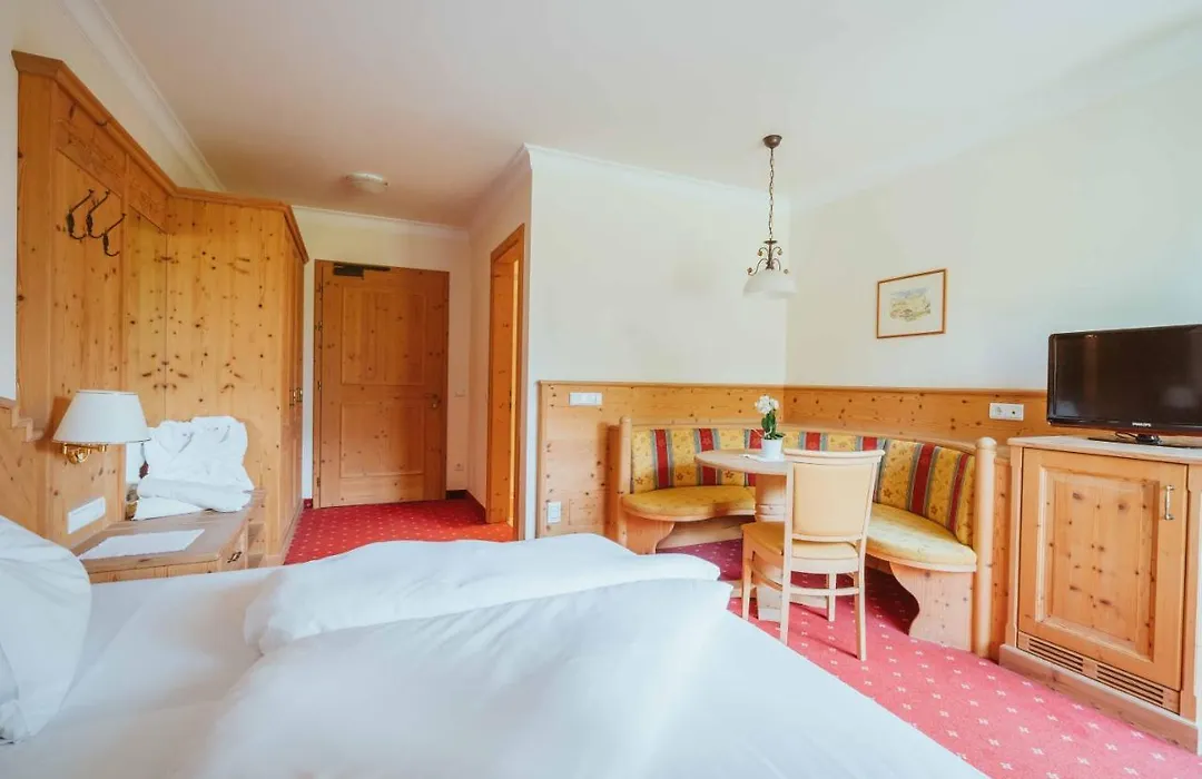 Wanderhotel Teiserhof-1