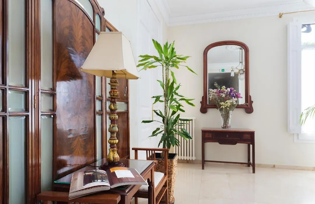 Hostal Oliva-1