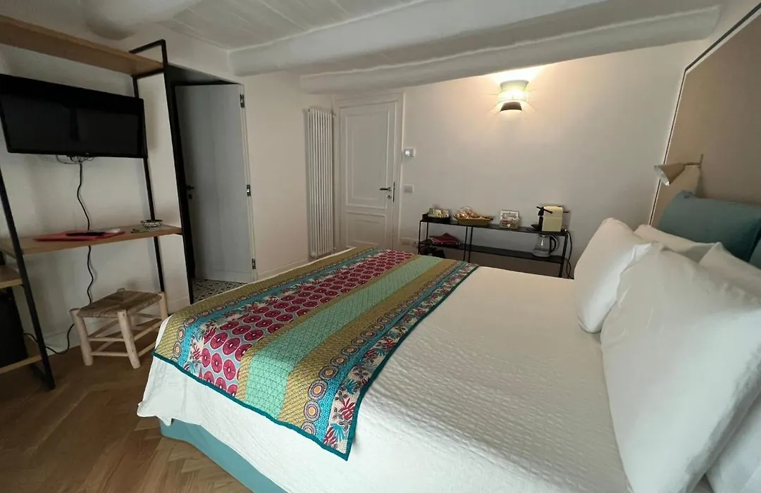 Ferrandina1 Guest House-1
