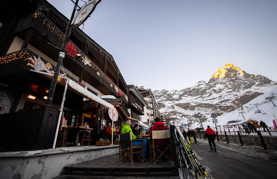Chalet Hotel Dragon-1