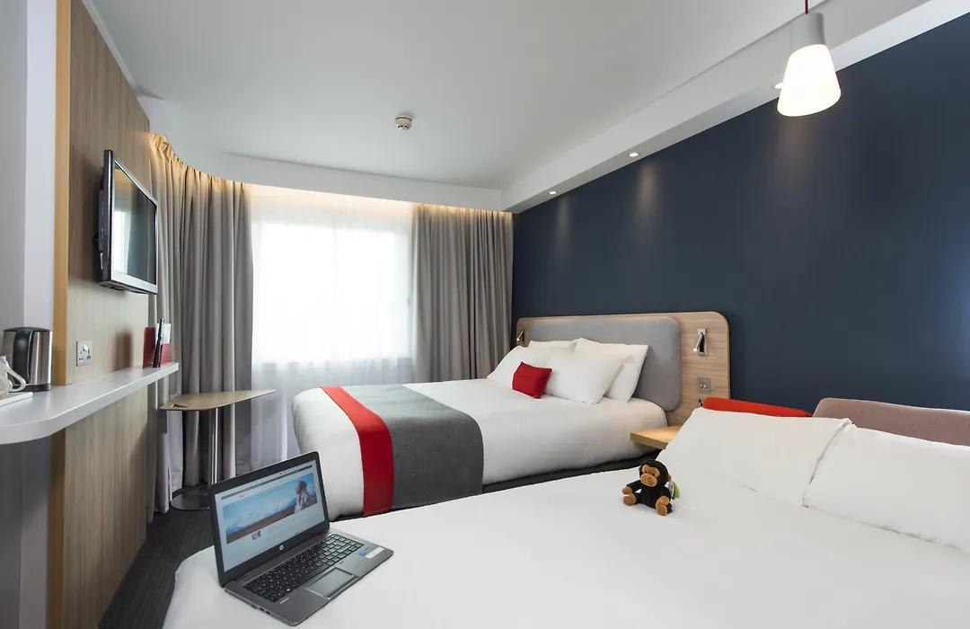 Holiday Inn Express London-Hammersmith By Ihg-1