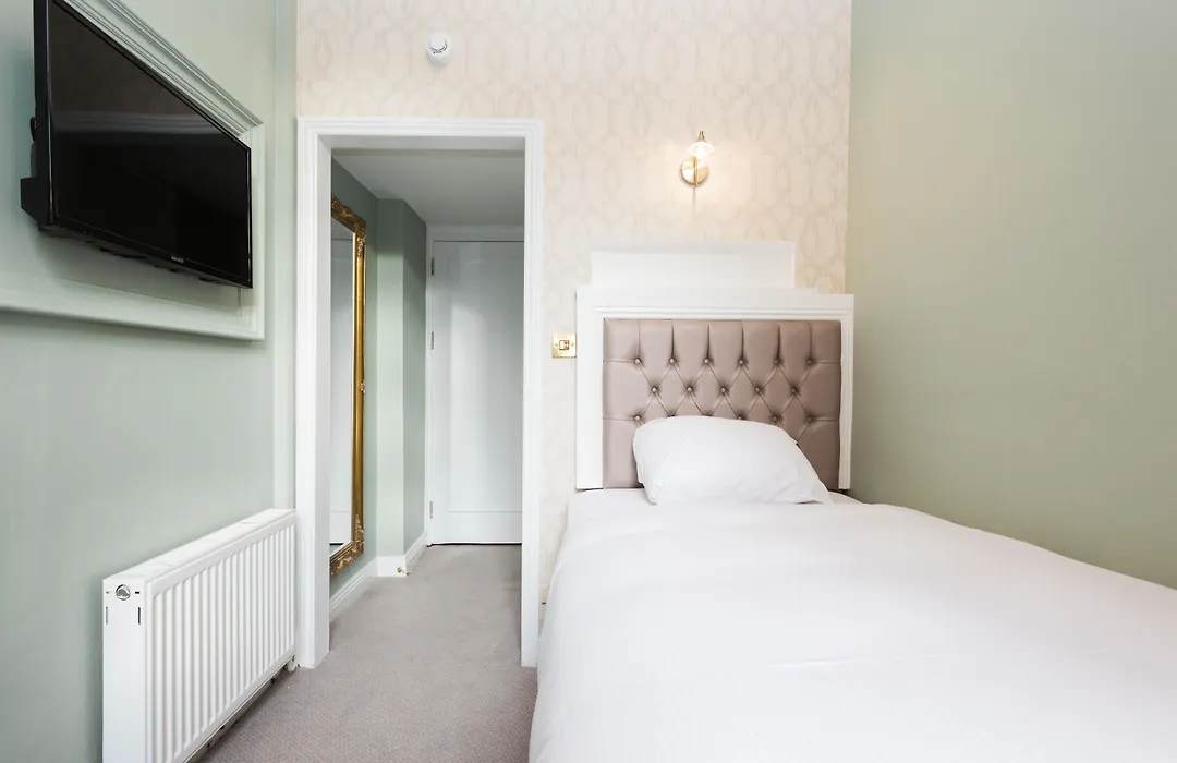 Stauntons On The Green Hotel-1